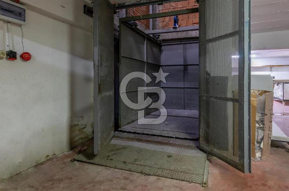 Gaziemir Sarnıçta 1470 m2 Arsa İçerisin de Satılık Fabrika