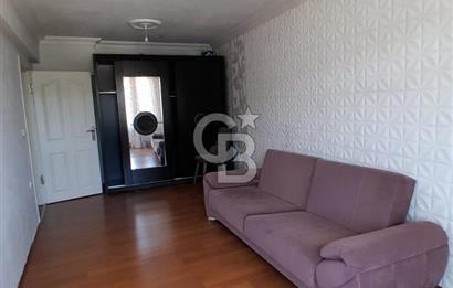 Lapseki Çardak'ta Cadde Üzeri Kısmi Eşyalı Geniş 2+1 Daire