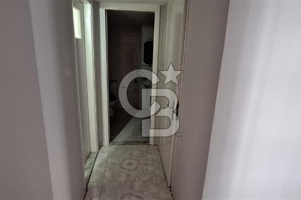 Narlıdere Ilıca Mahallesinde Geniş Tadilatlı Kiralık Daire
