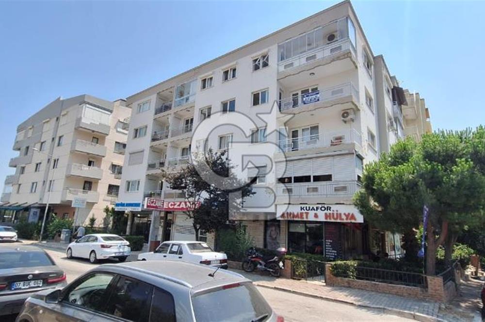 Narlıdere Ilıca Mahallesinde Geniş Tadilatlı Kiralık Daire