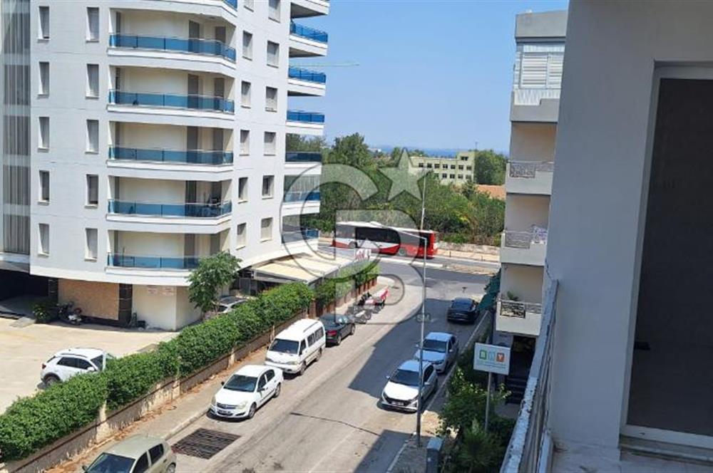 Narlıdere Ilıca Mahallesinde Geniş Tadilatlı Kiralık Daire