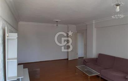 Lapseki Çardak'ta Cadde Üzeri Kısmi Eşyalı Geniş 2+1 Daire