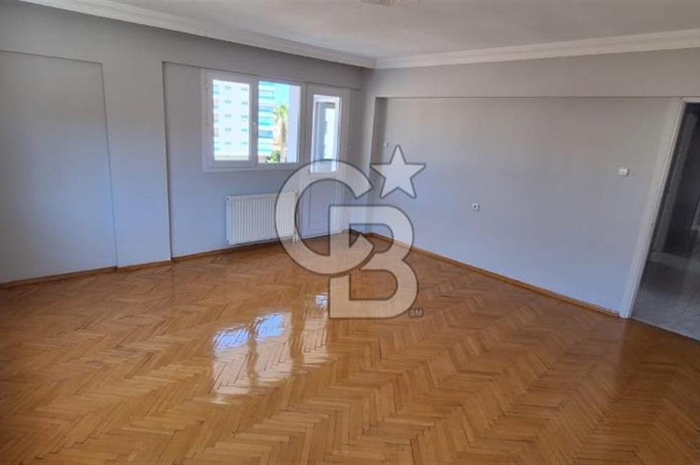 Narlıdere Ilıca Mahallesinde Geniş Tadilatlı Kiralık Daire