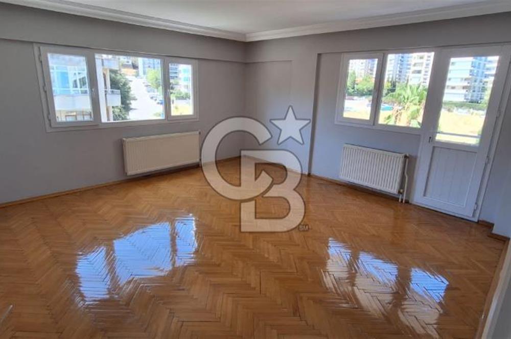 Narlıdere Ilıca Mahallesinde Geniş Tadilatlı Kiralık Daire