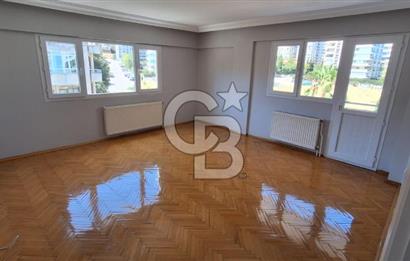 Narlıdere Ilıca Mahallesinde Geniş Tadilatlı Kiralık Daire
