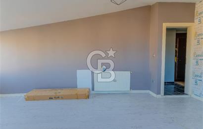 İÇERENKÖY'DE SATILIK 2+1 DUBLEKS NET 100 m²