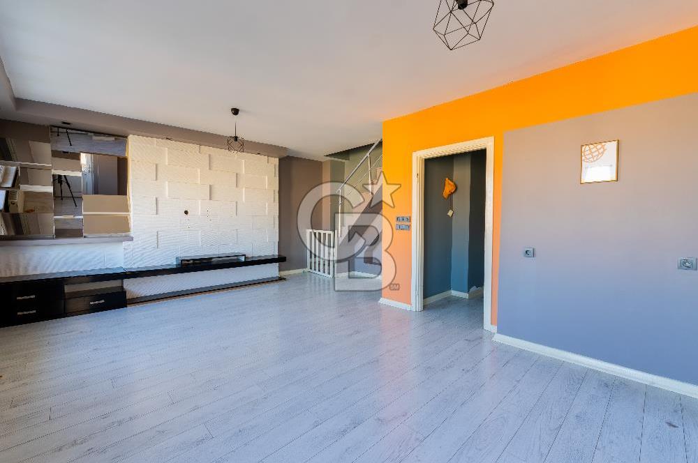 İÇERENKÖY'DE SATILIK 2+1 DUBLEKS NET 100 m²