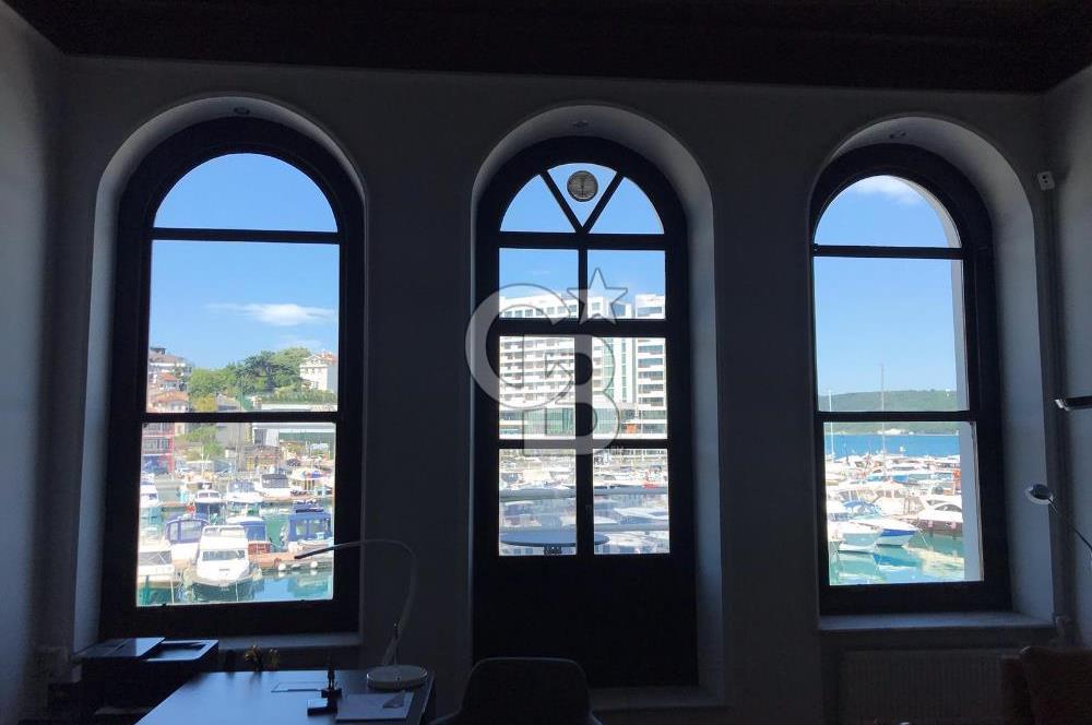 TARABYA'DA SATILIK MANZARALI DUBLEKS YOL YALI DAİRESİ