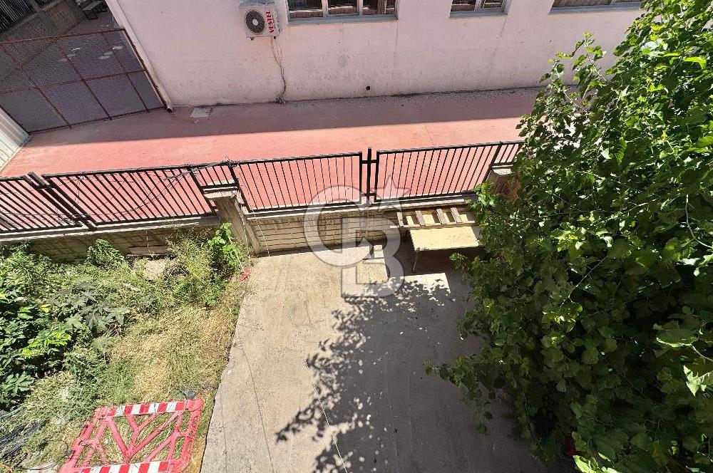İzmir Bayraklı Manavkyu'da Folkart Yakını Satılık Komple Bina