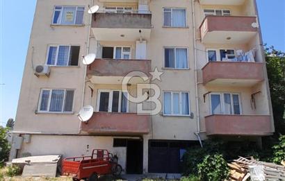 Lapseki Çardak'ta Cadde Üzeri Kısmi Eşyalı Geniş 2+1 Daire