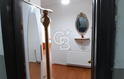 Lapseki Çardak'ta Cadde Üzeri Kısmi Eşyalı Geniş 2+1 Daire