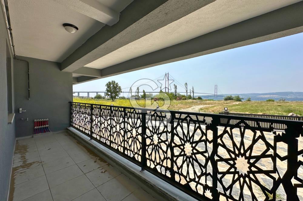 Çanakkale Lapseki Boğaz Ve Köprü Manzaralı Geniş Ön Cephe Daire