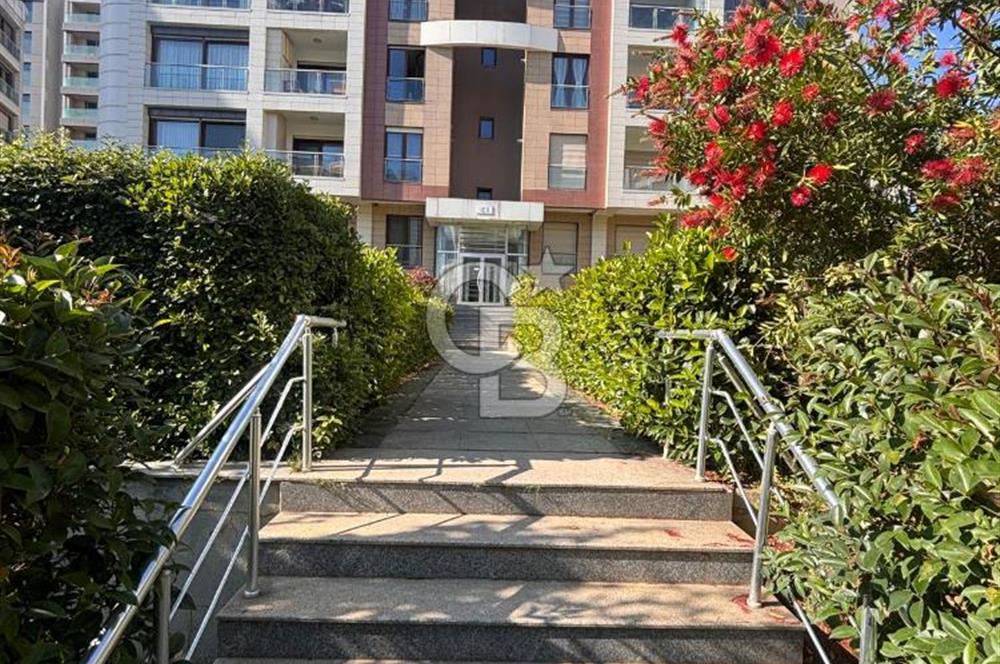 Almondhill Sitesi 4+1 Havuz Cepheli Büyük Balkonlu Boş Daire