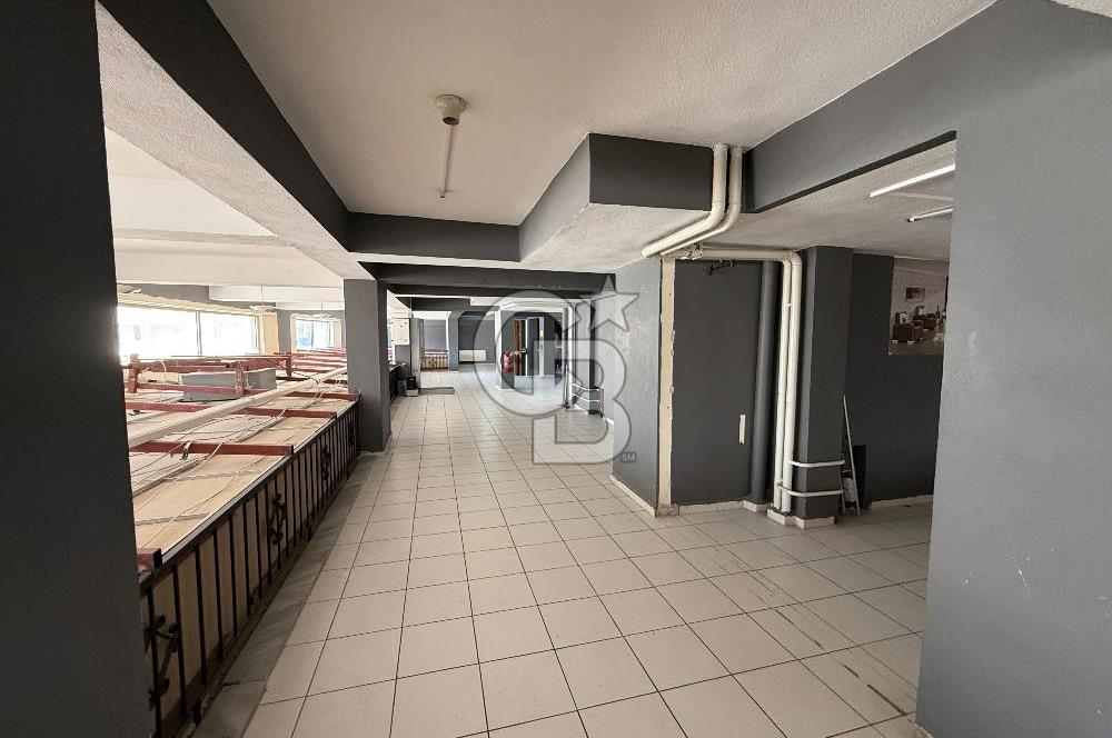 Atatürk Caddesinde 450 m2 Satılık İşyeri