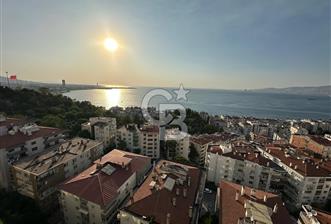 CB Yalı'dan İnönü Cadesinde Deniz Manzaralı Satılık 3+1 Daire
