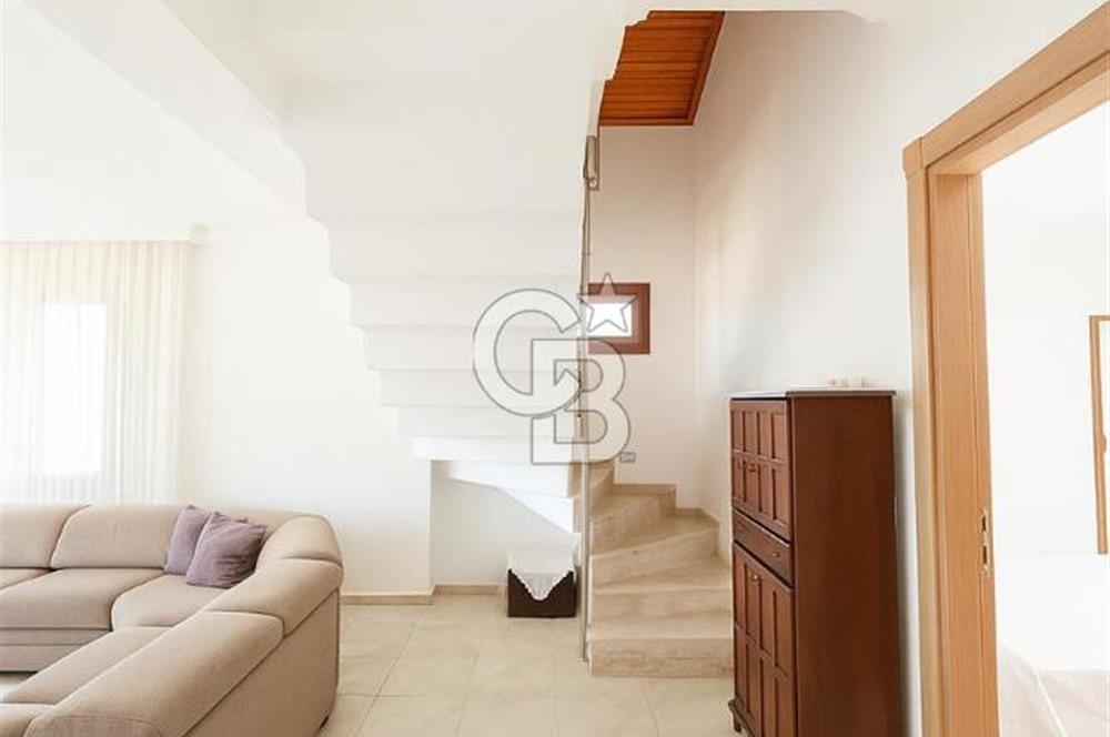 SATILIK DATÇA MERKEZDE DENİZ MANZARALI DUBLEKS DAİRE