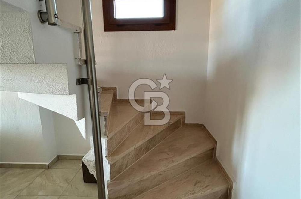 SATILIK DATÇA MERKEZDE DENİZ MANZARALI DUBLEKS DAİRE