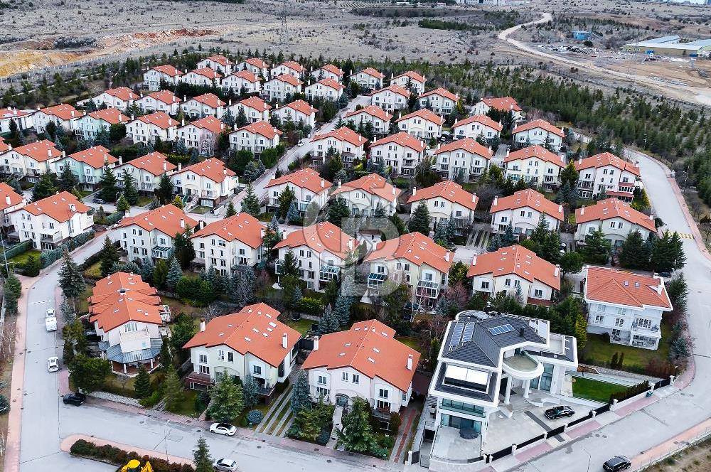 BİLKENT BAHÇE KONUTLARINDA LÜX YAPILI*BOŞ*SATILIK VİLLA