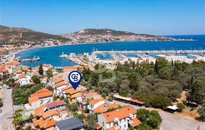 Yenifoça Marinaya 100 Metre Mesafede Satılık Tripleks Villa