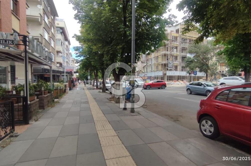 KAZAKİSTAN CADDESİ ÜZERİNDE SATILIK 1+1 LÜKS DAİRE