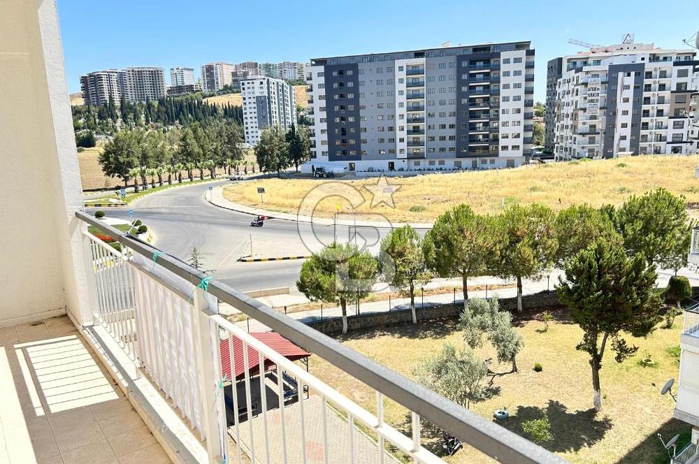 Menemen Ulukent'te Muhteşem Lokasyonlu Site İçi 3+1 Satılık Daire