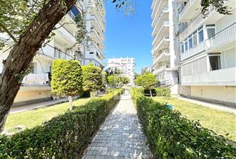 Menemen Ulukent'te Muhteşem Lokasyonlu Site İçi 3+1 Satılık Daire