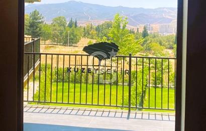 Menemen Kuzeyşehir Sitesinde Manzaralı 3+1 daire