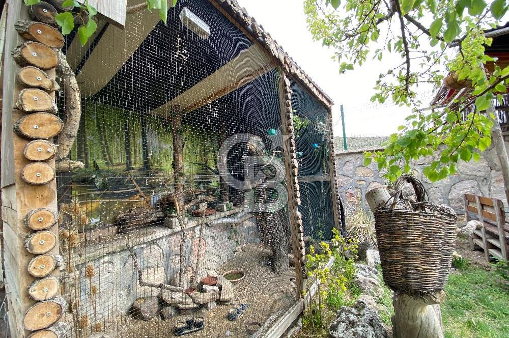 AYAŞ SİNANLI MAH. 564 M2 ARSA ÜZERİNDE EV VE BAHÇE