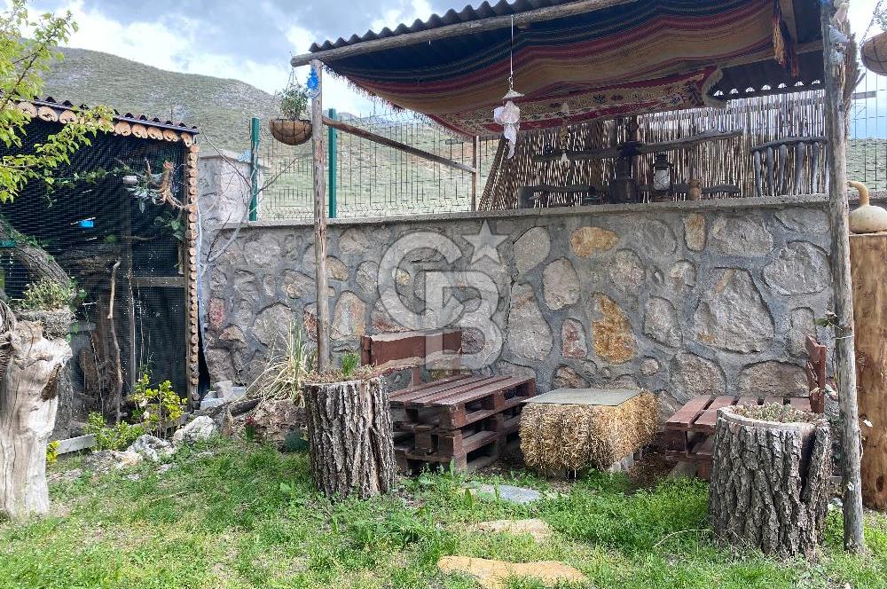 AYAŞ SİNANLI MAH. 564 M2 ARSA ÜZERİNDE EV VE BAHÇE