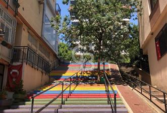 Acıbadem Metroya Yakın Bahçe Kullanımlı Kiralık 2+1