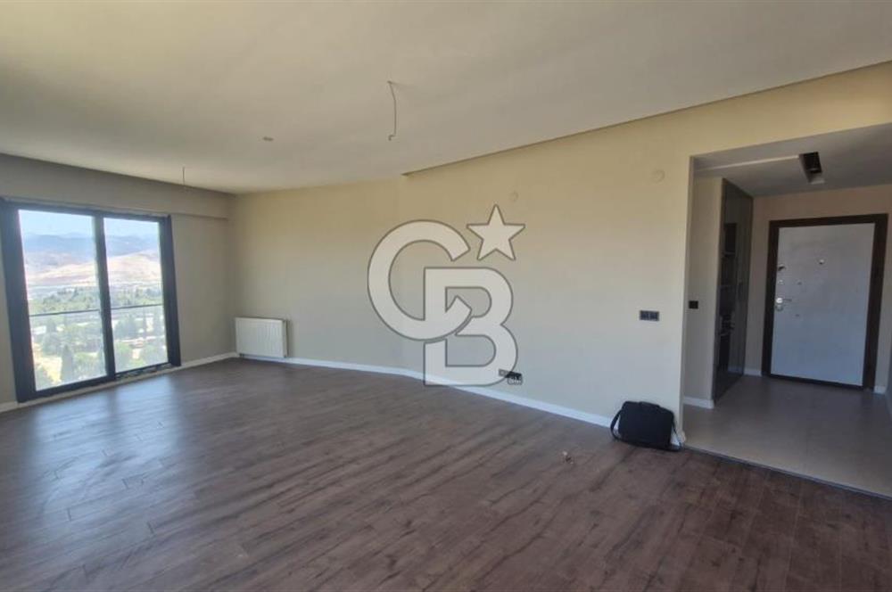 Menemen Kuzeyşehir Sitesinde Manzaralı 3+1 daire