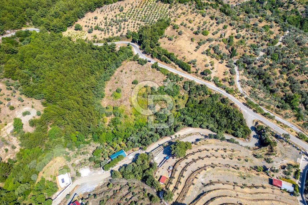 SEFERİHİSAR GÖDENCE YOLA 350 METRE CEPHELİ SATILIK ARAZİ
