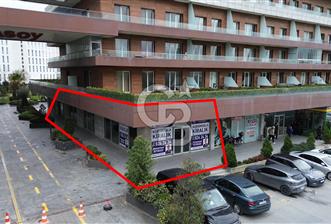 ÜNİVERSİTE KARŞISI KURUMSALA KİRALIK CADDE ÜZERİ 395 M² DÜKKAN