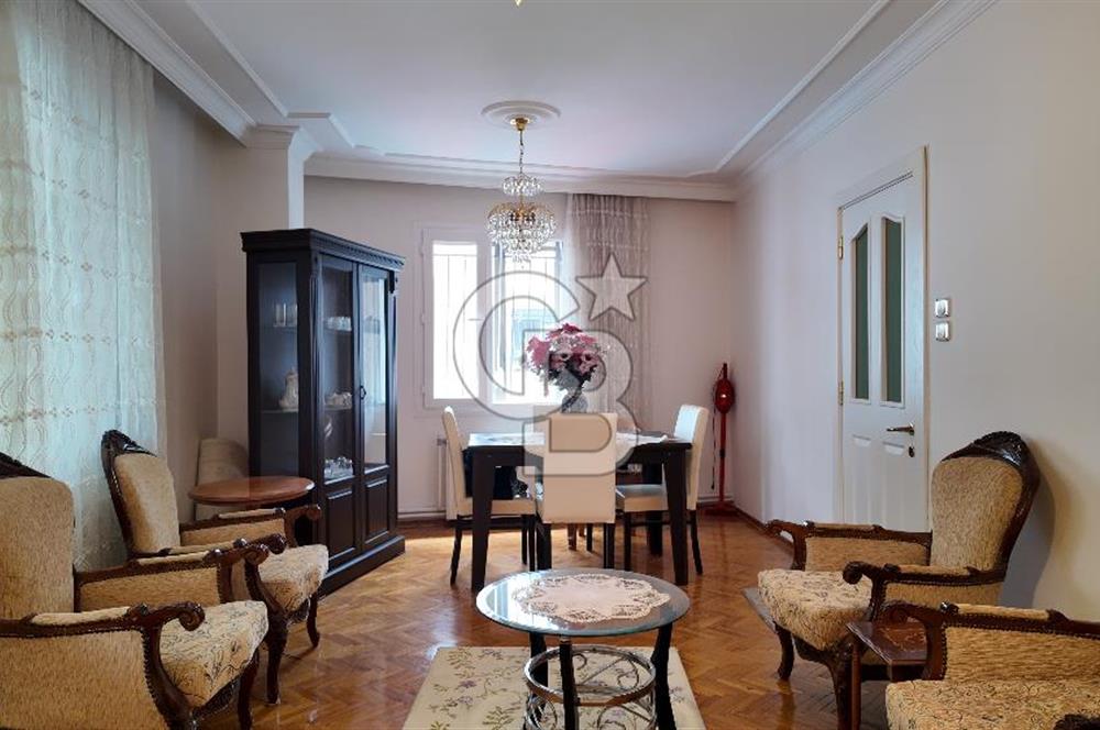 İZMİR KARŞIYAKA BOSTANLI'DA 2+1 GİRİŞ KATI BAHÇELİ SATILIK DAİRE