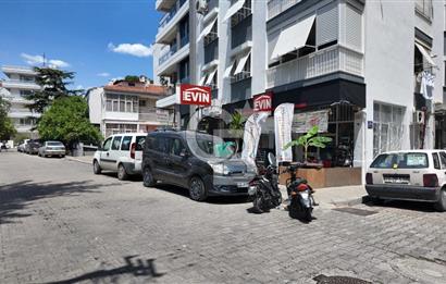 İZMİR KARŞIYAKA BOSTANLI'DA 2+1 GİRİŞ KATI BAHÇELİ SATILIK DAİRE