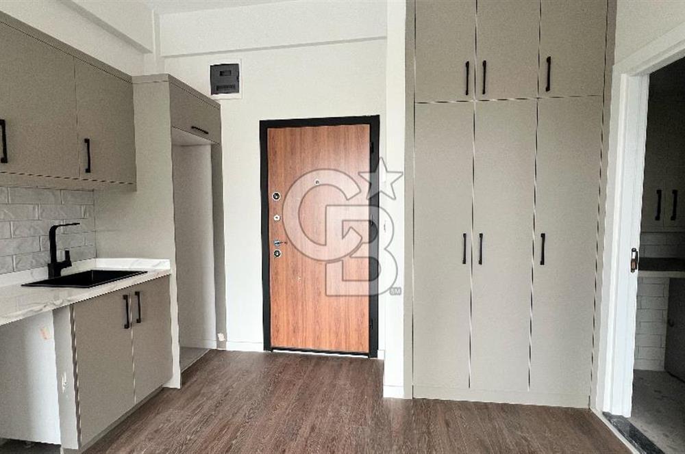 Çiğli Balatçık 2’de 1+1 Havuz Cepheli Kiralık Daire