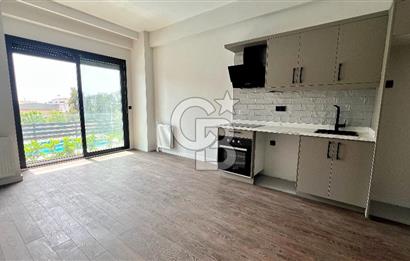 Çiğli Balatçık 2’de 1+1 Havuz Cepheli Kiralık Daire
