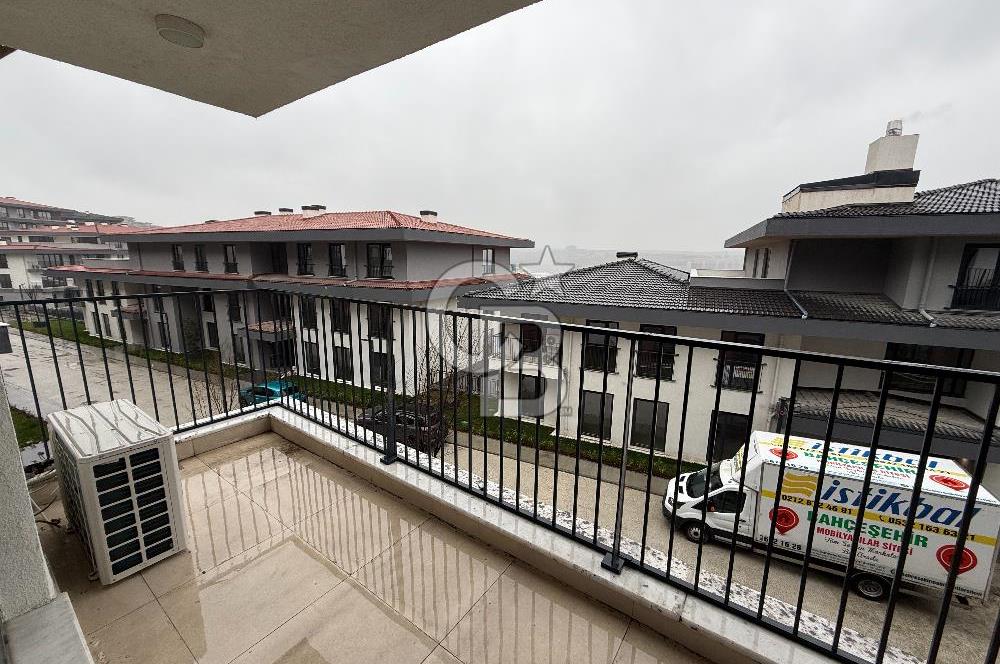 EMLAK KONUT VADİ EVLERİ 1.ETAP 3+1 SATILIK ARA KAT BAHÇELİ DAİRE