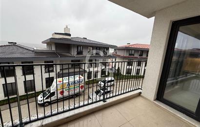 EMLAK KONUT VADİ EVLERİ 1.ETAP 3+1 SATILIK ARA KAT BAHÇELİ DAİRE