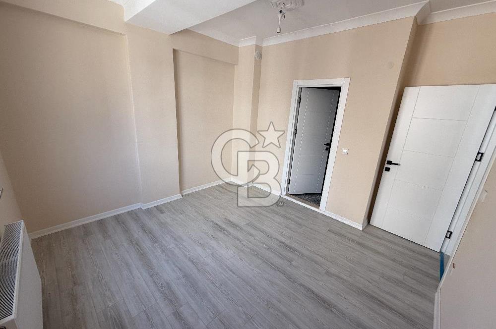 HADIMKÖY MERKEZ EBEVEYN BANYOLU ARA KAT SATILIK 2+1 DAİRE SIFIR
