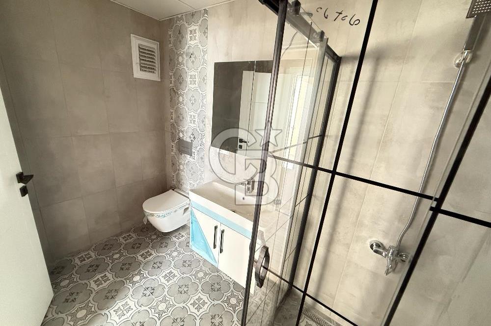 HADIMKÖY MERKEZ EBEVEYN BANYOLU ARA KAT SATILIK 2+1 DAİRE SIFIR