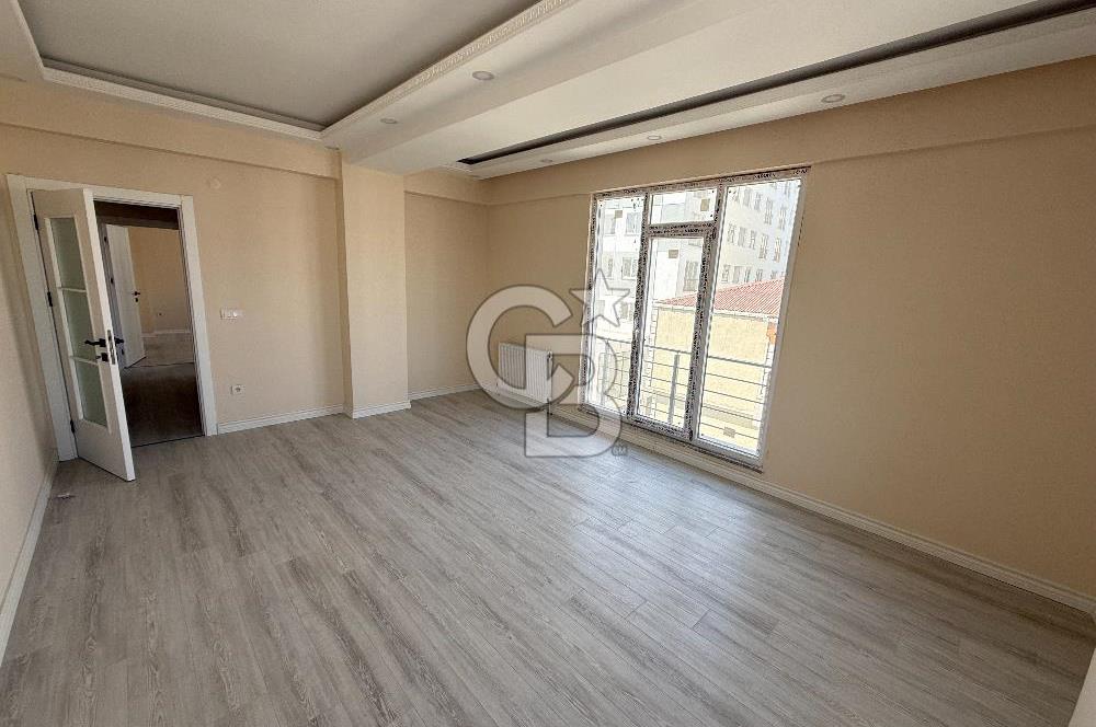 HADIMKÖY MERKEZ EBEVEYN BANYOLU ARA KAT SATILIK 2+1 DAİRE SIFIR