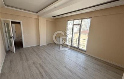 HADIMKÖY MERKEZ EBEVEYN BANYOLU ARA KAT SATILIK 2+1 DAİRE SIFIR