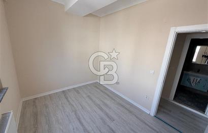 HADIMKÖY MERKEZ EBEVEYN BANYOLU ARA KAT SATILIK 2+1 DAİRE SIFIR