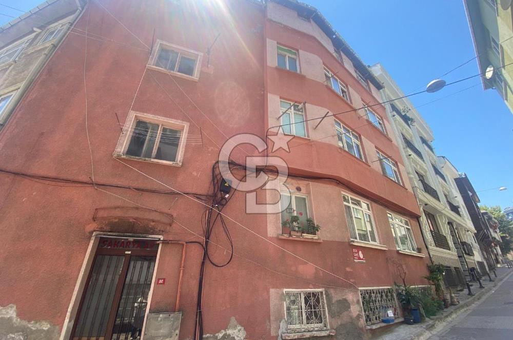 ÜSKÜDAR SULTANTEPE MAH KISMİ EŞYALI 2+1 KİRALIK DAİRE