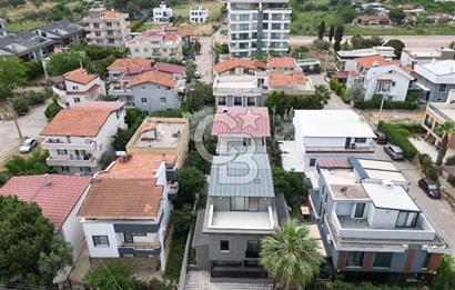 İzmir Güzelbahçe Yalı Satılık Müstakil Villa 3+1 Tripleks