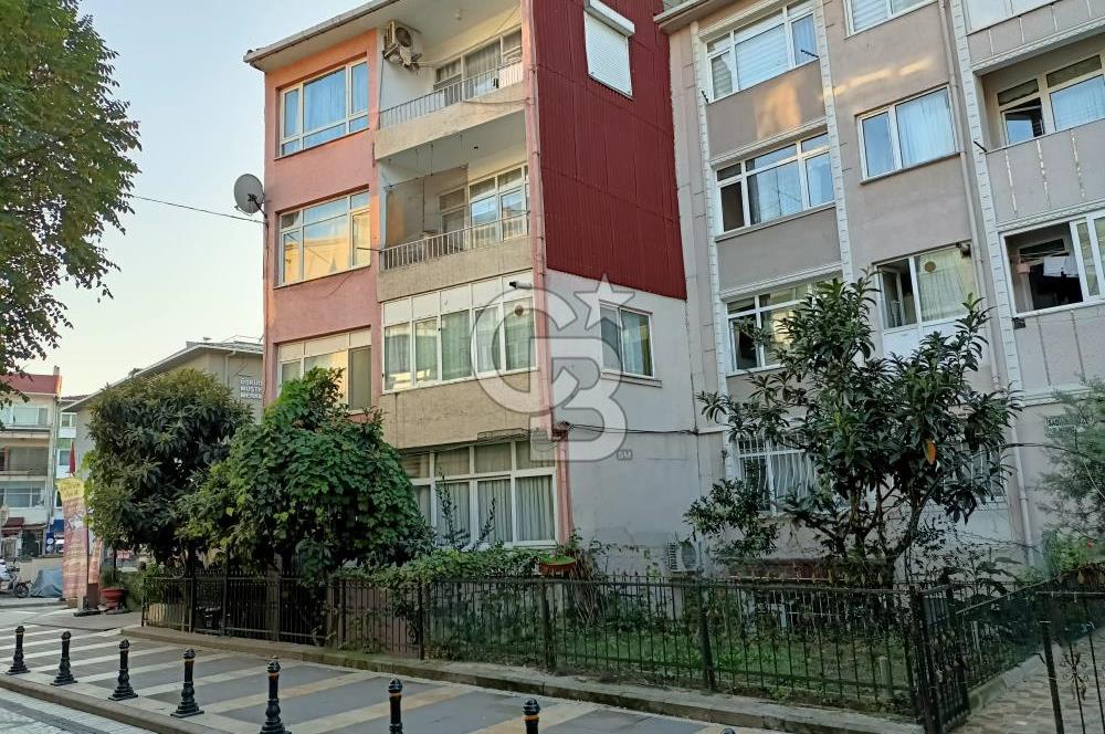 Üsküdar Mimar Sinan Meydan da YATIRIMLIK Satılık 2+1 Daire