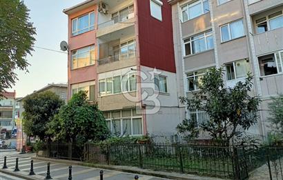 Üsküdar Mimar Sinan Meydan da YATIRIMLIK Satılık 2+1 Daire