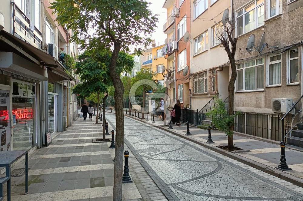 Üsküdar Mimar Sinan Meydan da YATIRIMLIK Satılık 2+1 Daire