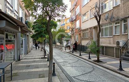 Üsküdar Mimar Sinan Meydan da YATIRIMLIK Satılık 2+1 Daire